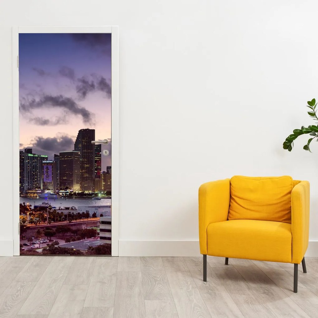 Fototapeta na dvere - Mrakodrapy veľkomesta (95x205cm)