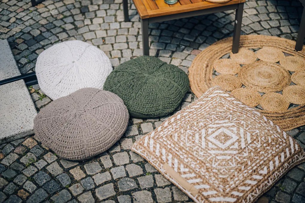 Okrúhly dekoračný vankúšik DORA 45 cm, žltý