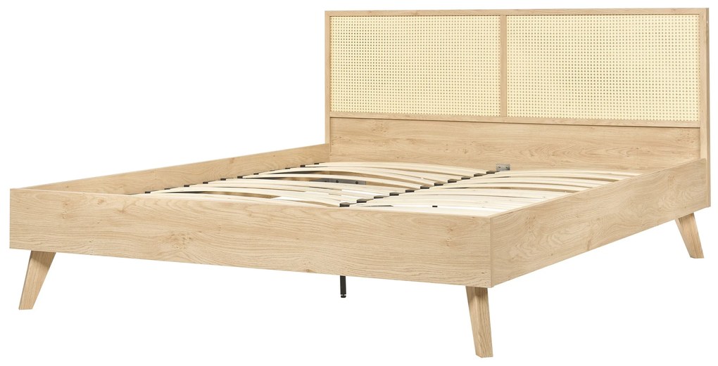 Ratanová posteľ 160 x 200 cm svetlé drevo MONPAZIER Beliani