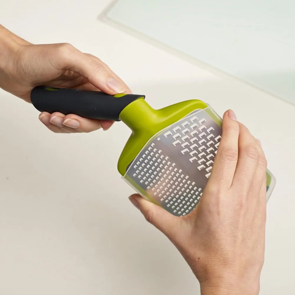 Zelené strúhadlo Joseph Joseph Twist Grater