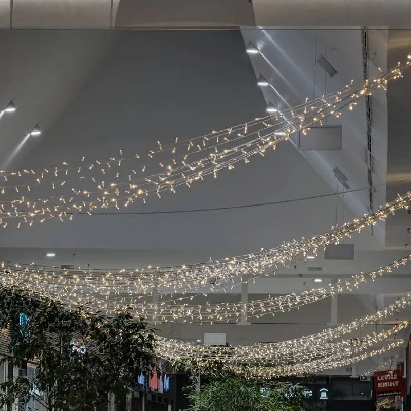 DECOLED Interiérová LED světelná záclona, teple bílá, transparentní kabel, 1x5 m, 500 diod