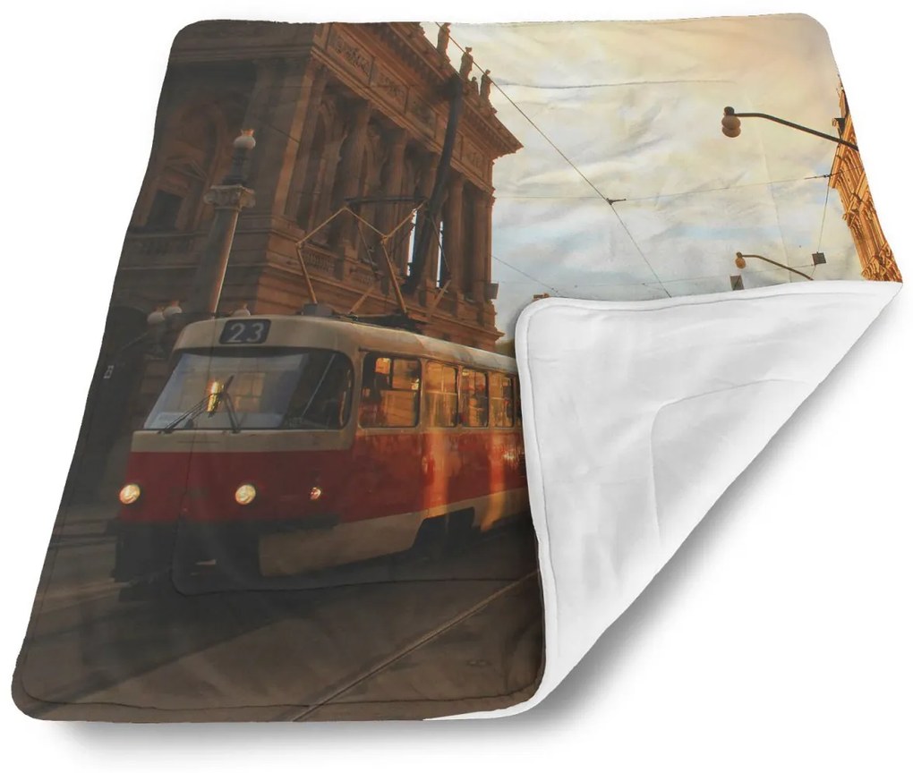 Sablio Deka pre bábätko Električka v historickom meste - 80x100 cm