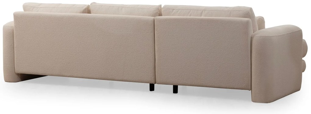 Pohovka Selina s minimalistickým dizajnom