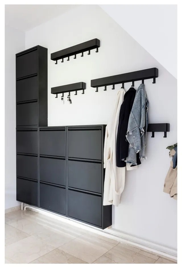 Čierny kovový nástenný vešiak s poličkou 27 cm Dax Play – Spinder Design