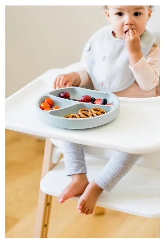 Svetlomodrý silikónový detský tanier 19x20,5 cm – Kindsgut