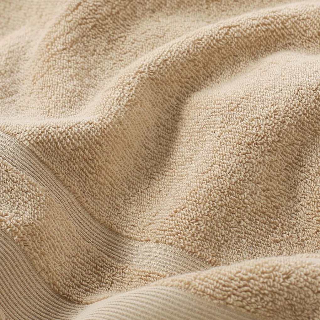 Goldea hebký uterák z organickej bavlny - béžový 70 x 140 cm
