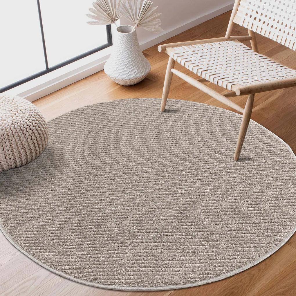 Dekorstudio Okrúhly jednofarebný koberec FANCY 900 - béžový Priemer koberca: 160cm