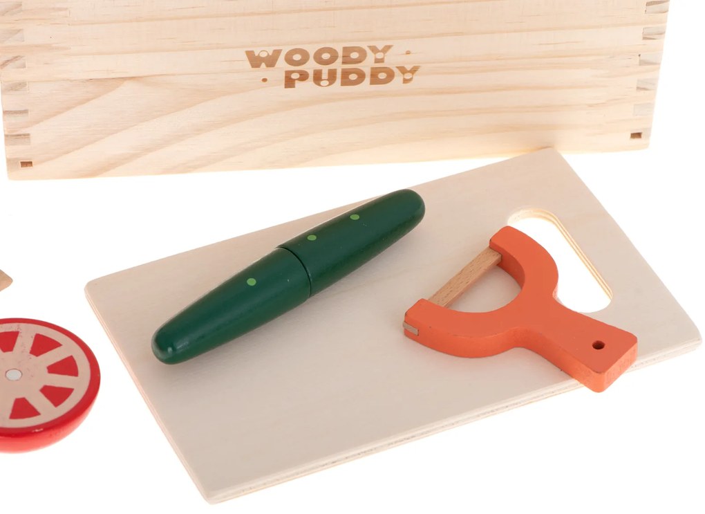 KIK Drevená magnetická zelenina na krájanie v krabici so škrabkou - detská kuchynská súprava