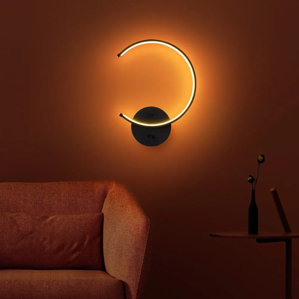Čierne LED nástenné svietidlo ø 10 cm Moon – Opviq lights