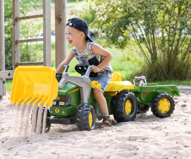 Šlapací traktor John Deere s prívesom a lyžicou Rolly Toys 023110