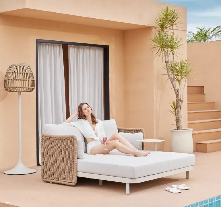 Zahradní stojací solární lampa Malta