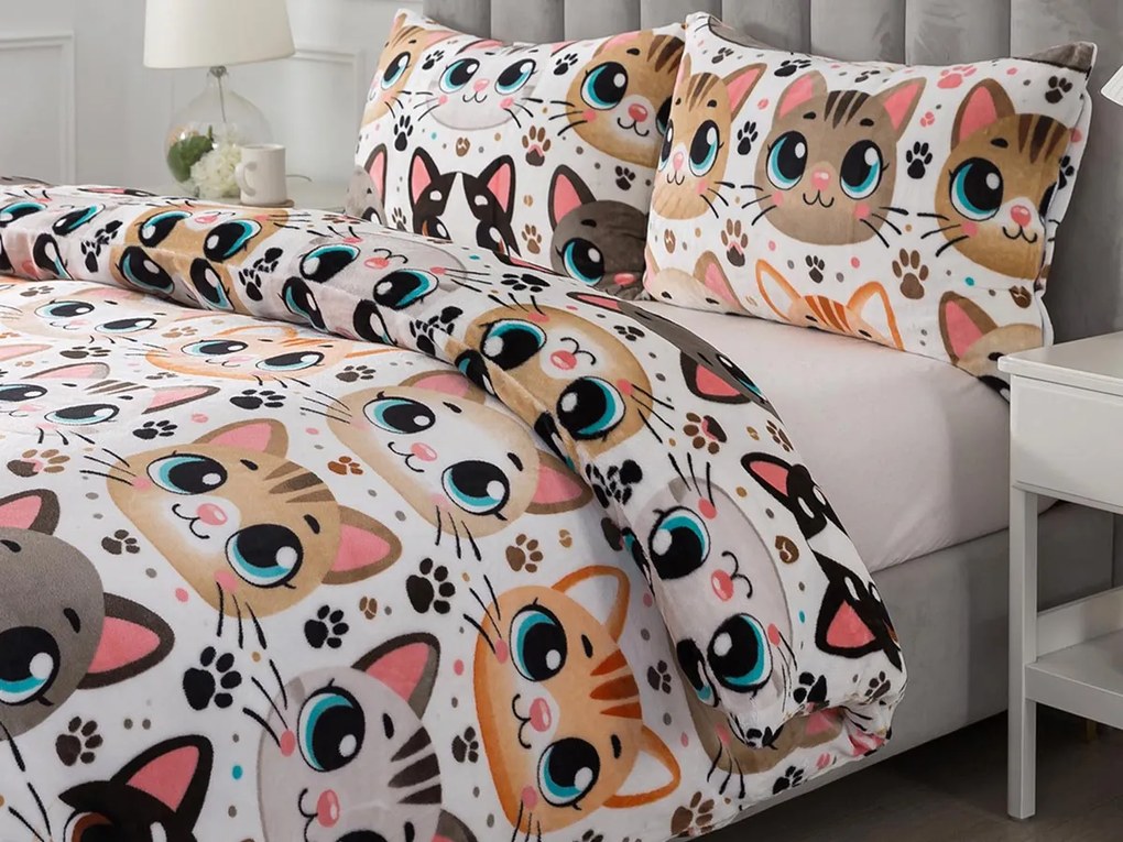 XPOSE® Francúzske mikroplyšové obliečky ROZTOMILÉ MAČKY Exclusive