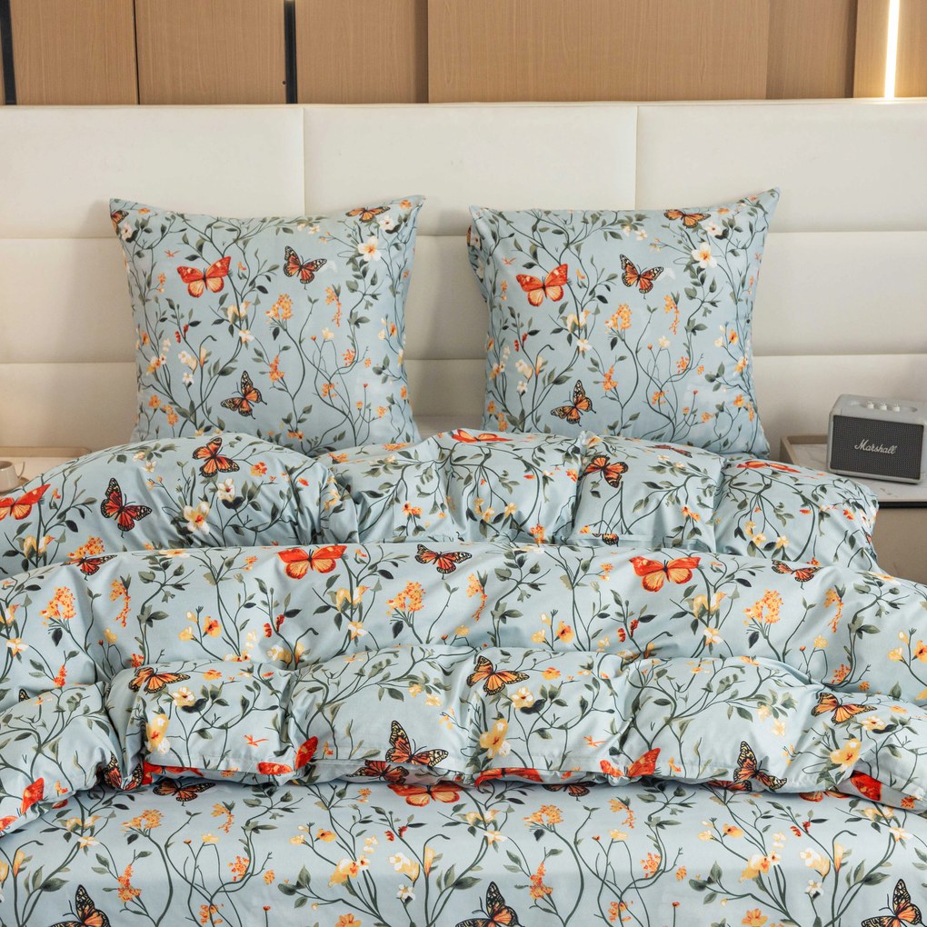 Obliečky z mikrovlákna MONARCH WINGS svetlomodré Rozmer obliečky: 70 x 90 cm | 140 x 220 cm