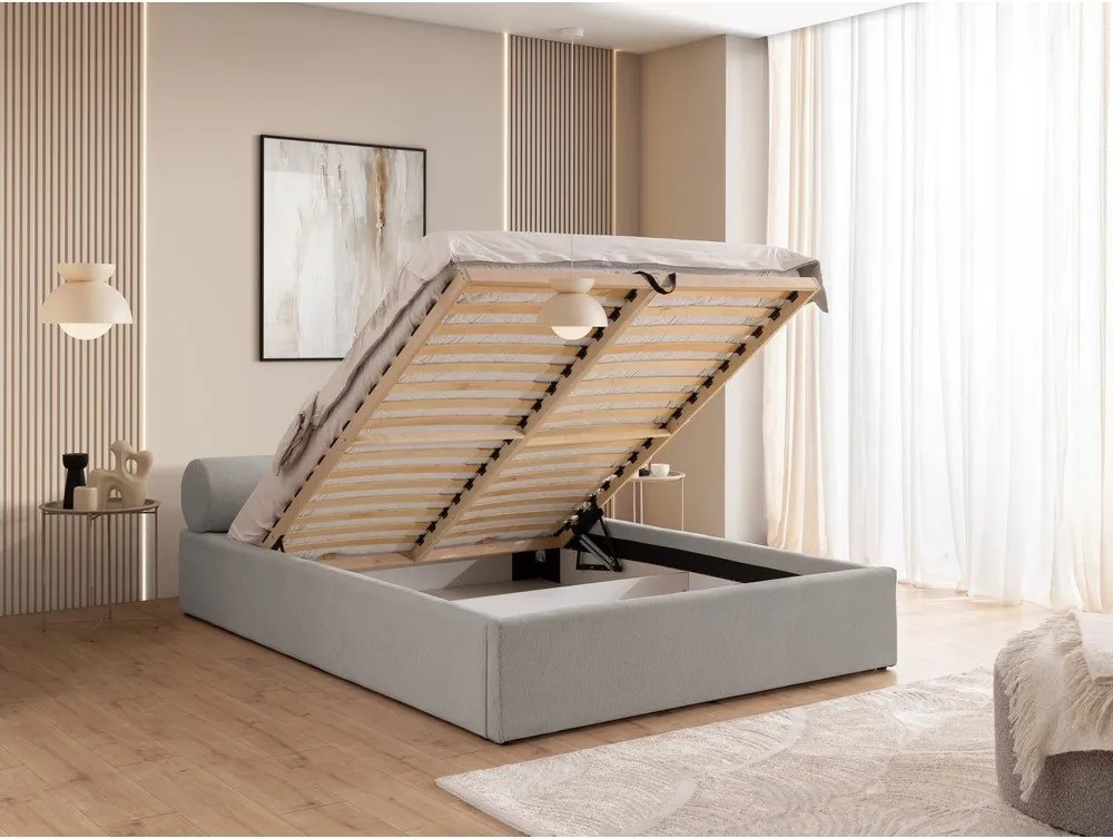 Svetlosivá čalúnená dvojlôžková posteľ s úložným priestorom s roštom 200x200 cm Cille – Ropez