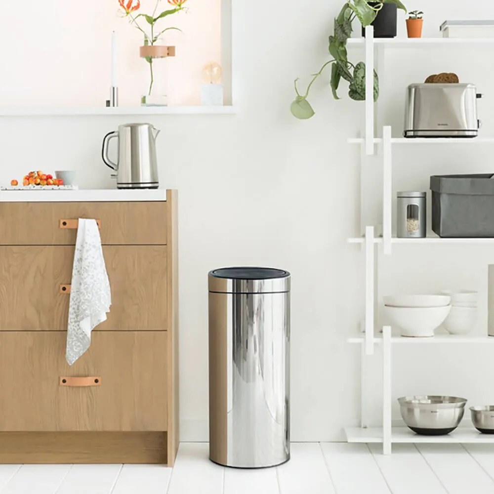 Brabantia Touch Bin NEW 30L Lesklá oceľ