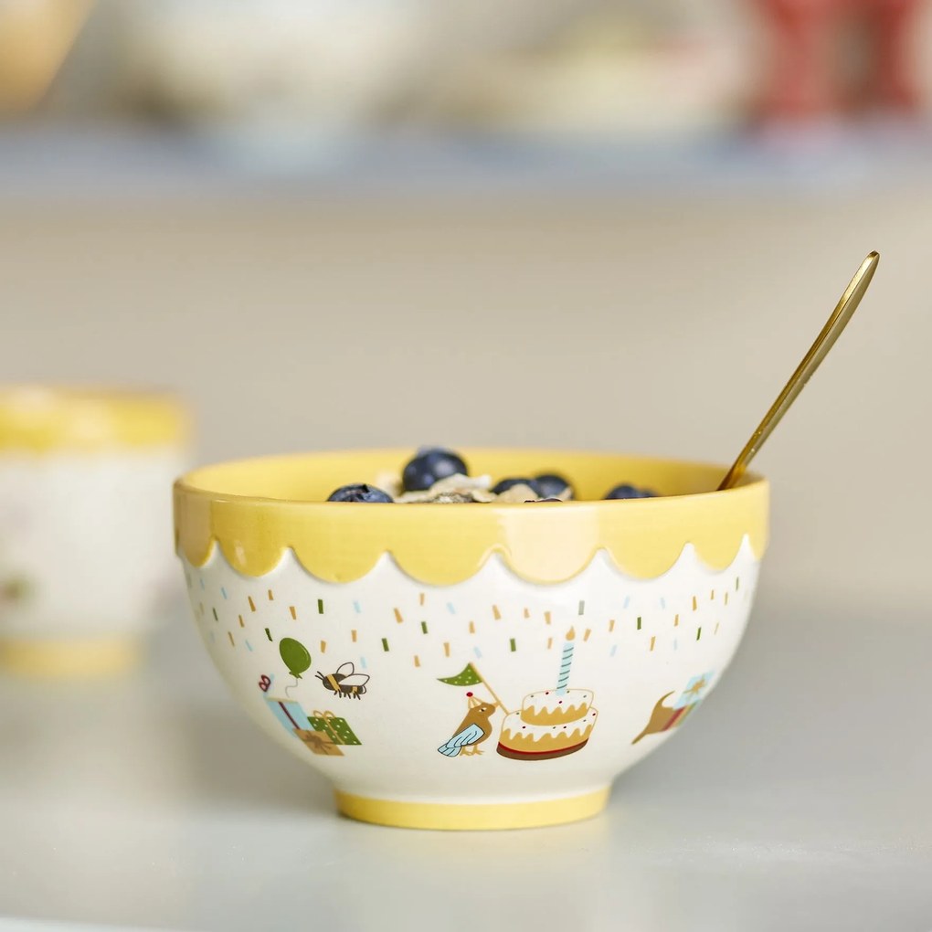 Bloomingville Celebrate Mini detská miska z kameniny žltá krémová 13,5 cm
