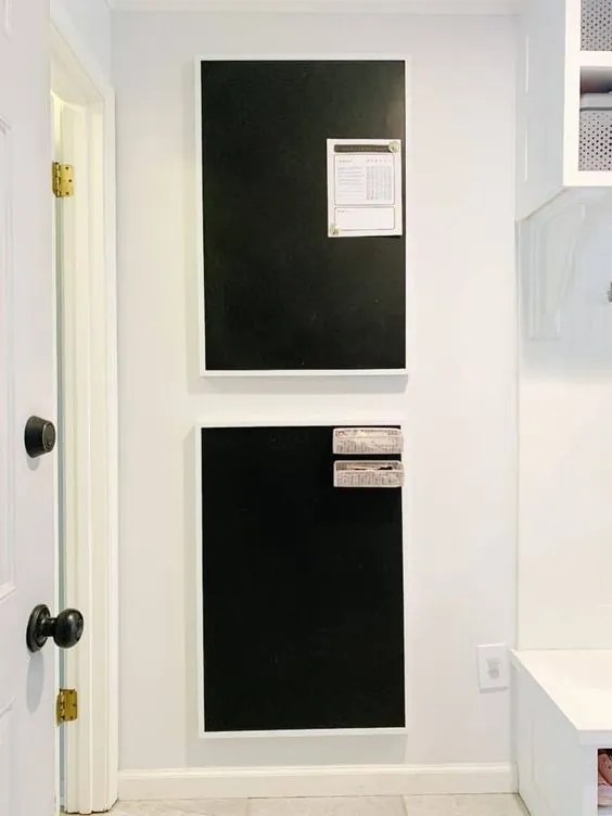 Toptabule.sk Čierna kriedová tabuľa v bielom drevenom ráme 120x180 cm