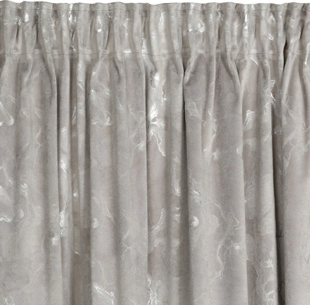 ZATEMŇOVACÍ ZÁVES NA PÁSKE RAJA 140X270 CM VZOROVANÁ