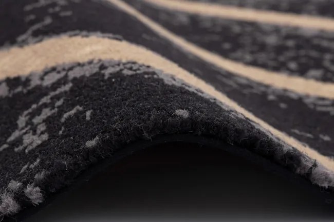 Koberec Agnella Tempo Gate čierny