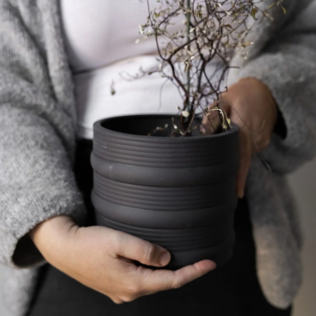 Storefactory Keramický obal na kvetináč Arby Dark Grey