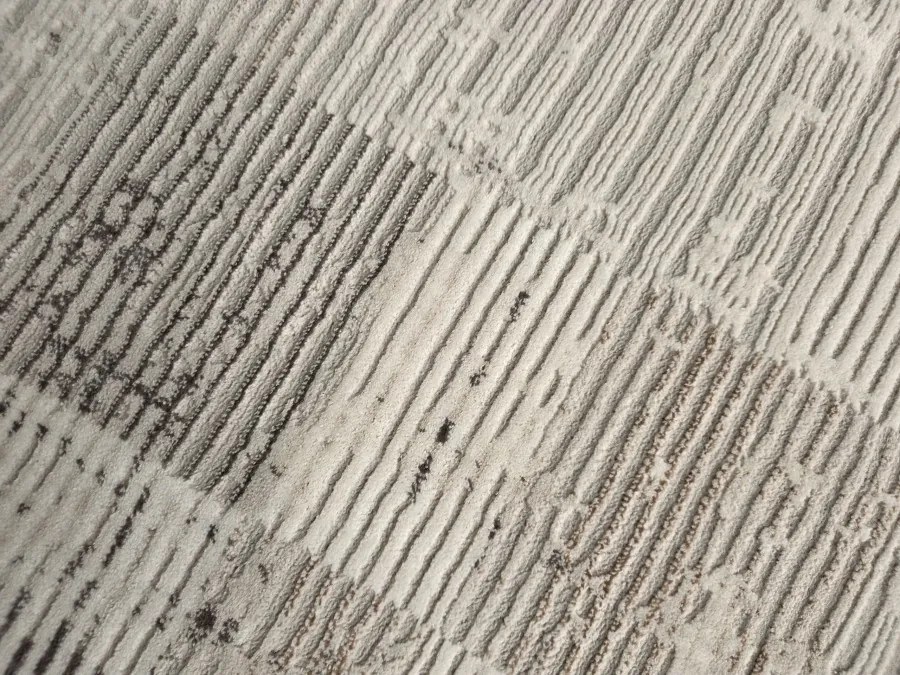 DC Koberec Oman 637 tmavá vizion zlatá Rozmer: 240×330 cm