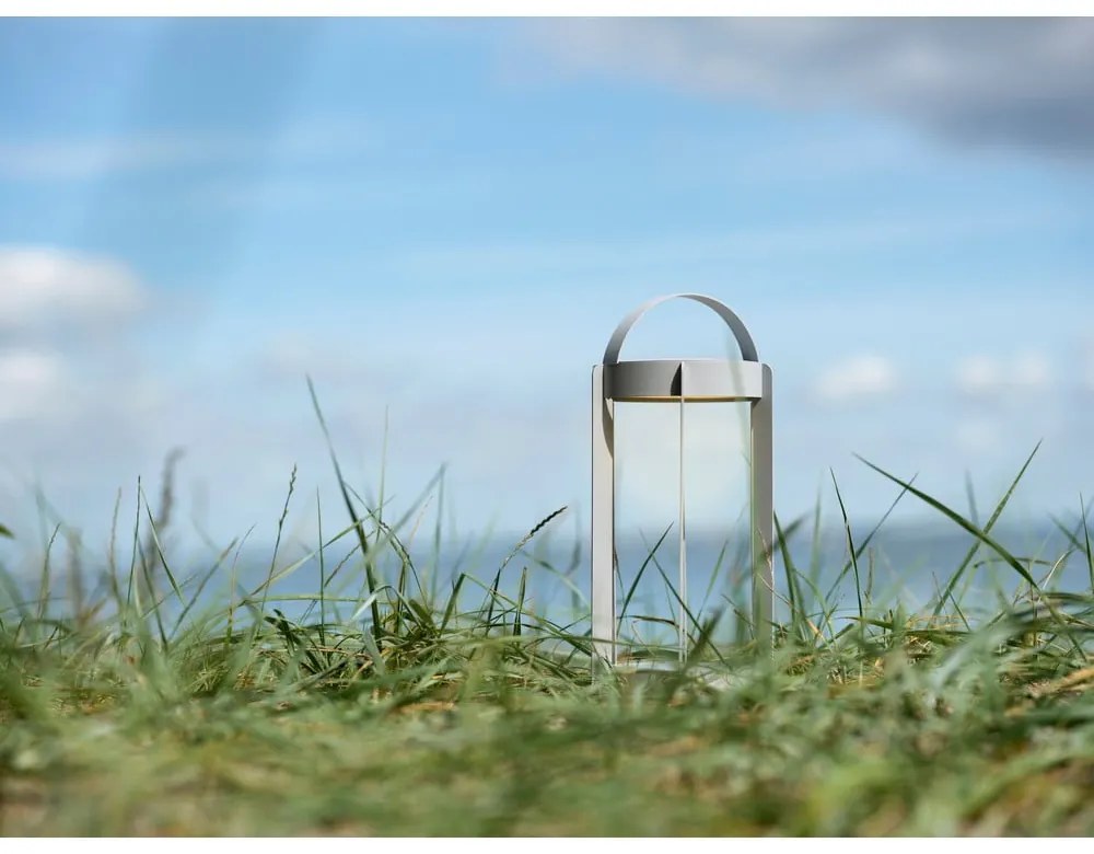 Svetlosivý vonkajší LED lampáš na USB (výška 30 cm) Firefly – Zone