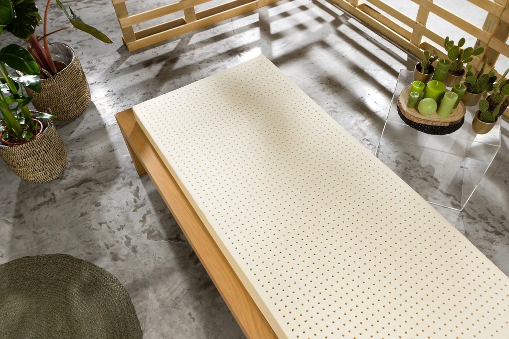 Novaya Latexový matrac PREMIUM 100% prírodný (nezónový) Rozmer: 200x85, Poťahová látka: Silver Antipilling (protižmolkovací), Tvrdosť matraca: Stredne Tvrdý (75 kg/m3)