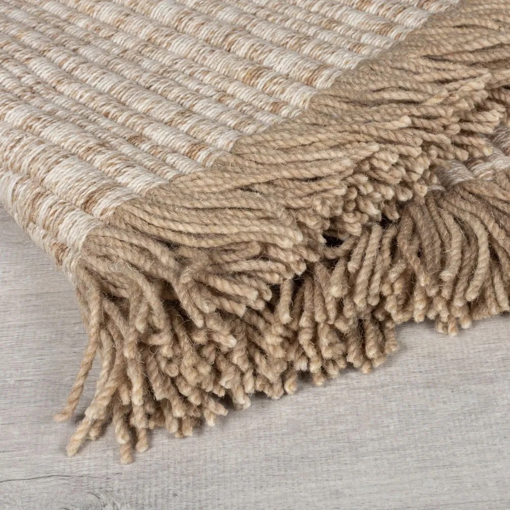 Béžový ručne tkaný koberec s prímesou vlny 200x290 cm Rene Fringed Ribbed – Flair Rugs