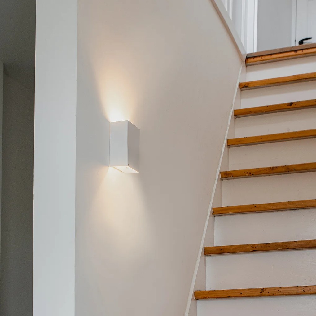 Moderná nástenná lampa biela - Otan S