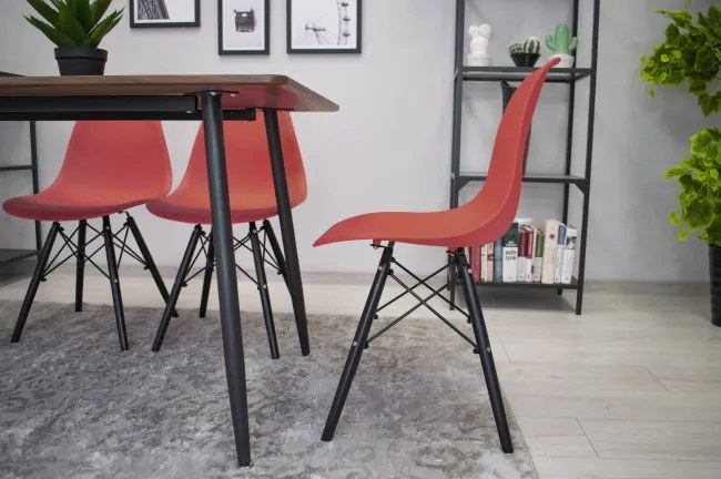 Jedálenská stolička OSAKA cynober (čierne nohy)