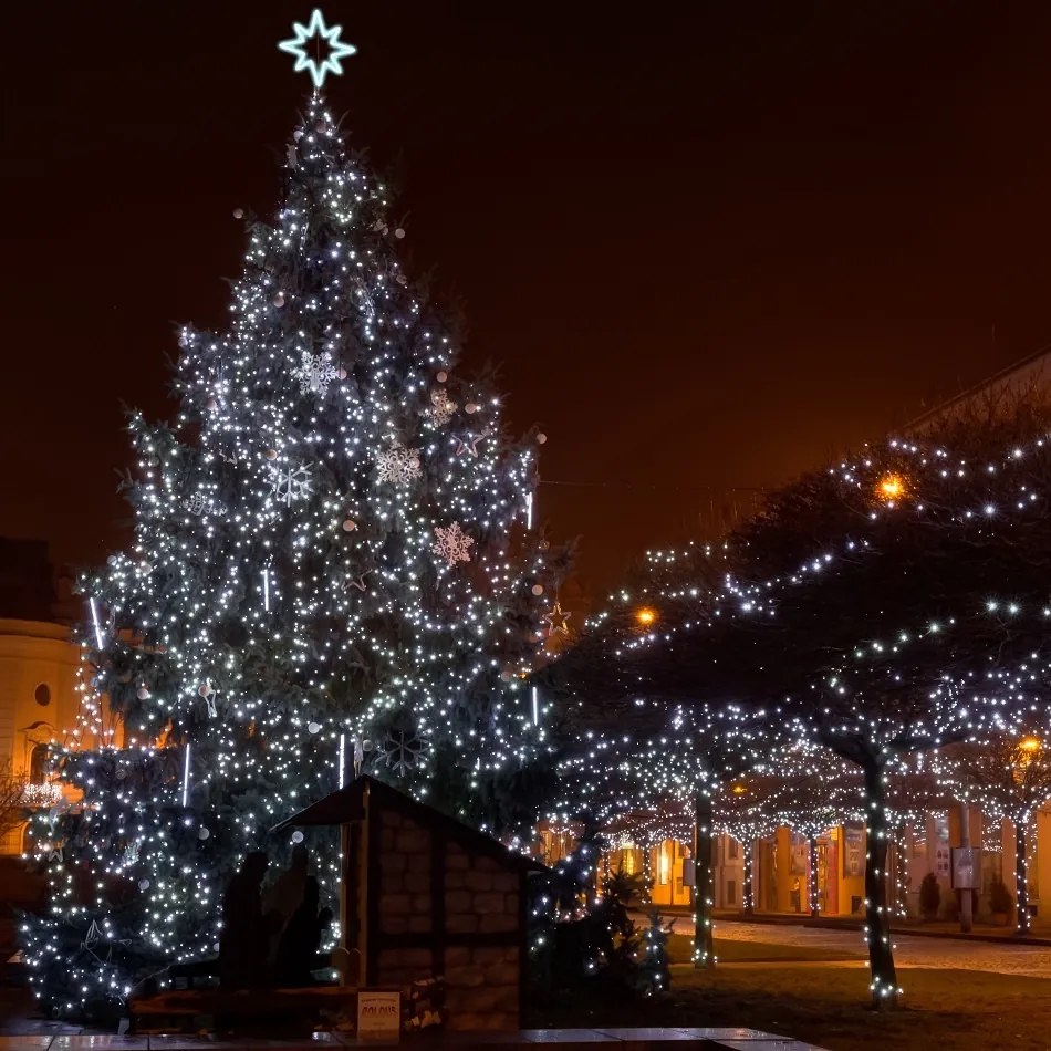 DECOLED Svetelná reťaz LED FLASH, 100 m, ľadovo biela, 1000 diód, IP67