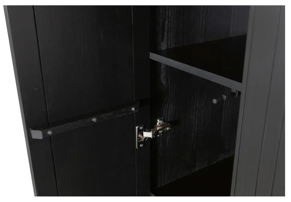 Čierna šatníková skriňa z borovicového dreva 60x210x42 cm Gravure – WOOOD