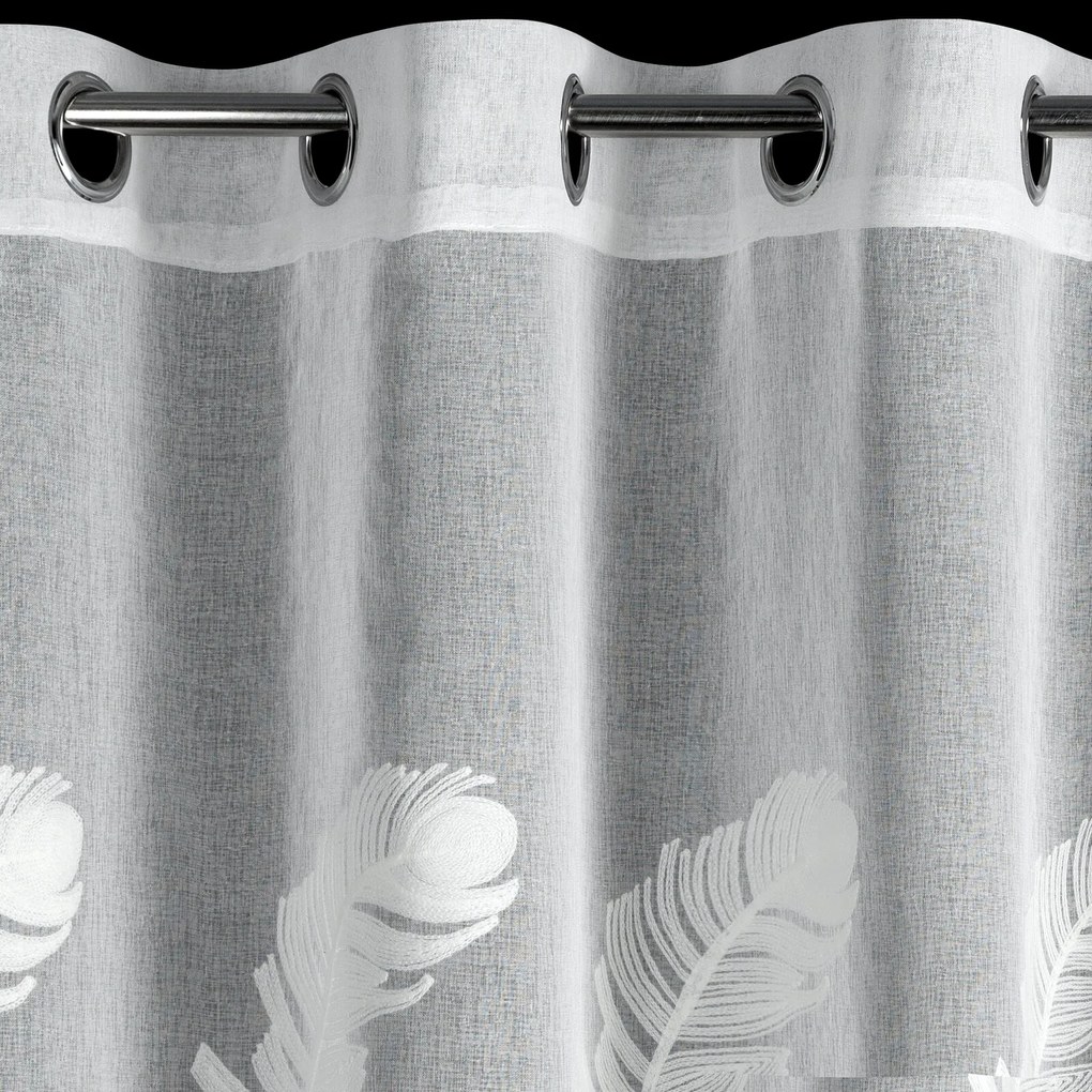 ZÁCLONA NA KRÚŽKOCH LIRENA 140X250 CM VZOROVANÁ