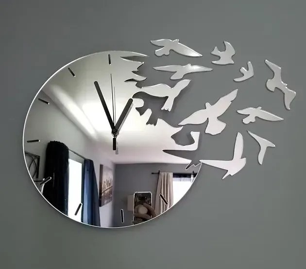 3D nalepovacie hodiny Swallows zlaté