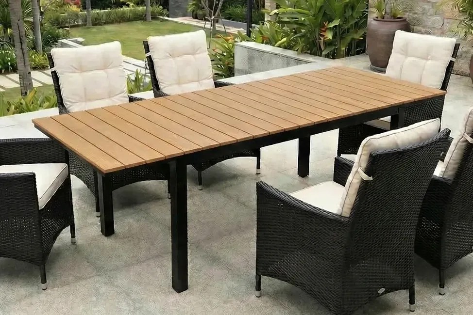 Rozkladací záhradný stôl Canto 160-260 cm dub pre dokonalé rodinné posedenie