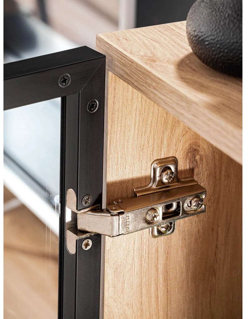 Tv stolík/skrinka Lyran K (s bio krbom) (hikora jackson + čierna). Akcia -19%. Vlastná spoľahlivá doprava až k Vám domov. 1097697