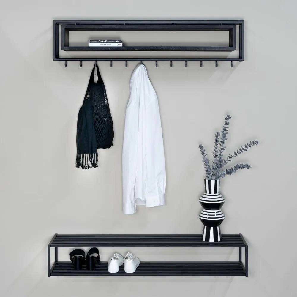 Čierna kovová závesná skrinka na topánky 118x20,5x30,5 cm School – Spinder Design
