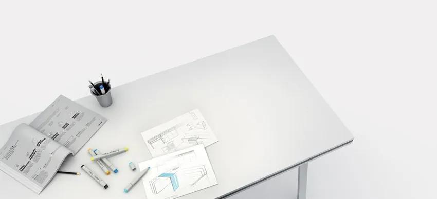 PLAN Kancelársky pracovný stôl LAYERS, výsuvná prostredná doska, 1700 mm, biela / dub prírodný