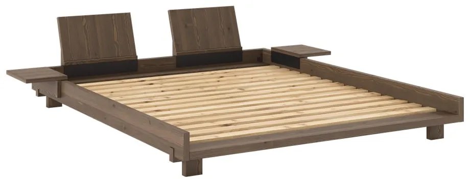 Hnedá dvojlôžková posteľ z borovicového dreva s roštom 160x200 cm Social – Karup Design