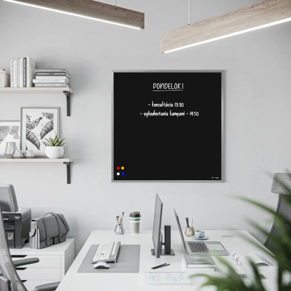Toptabule.sk Magnetická čierna popisná tabuľa v hliníkovom ráme 120x90 cm