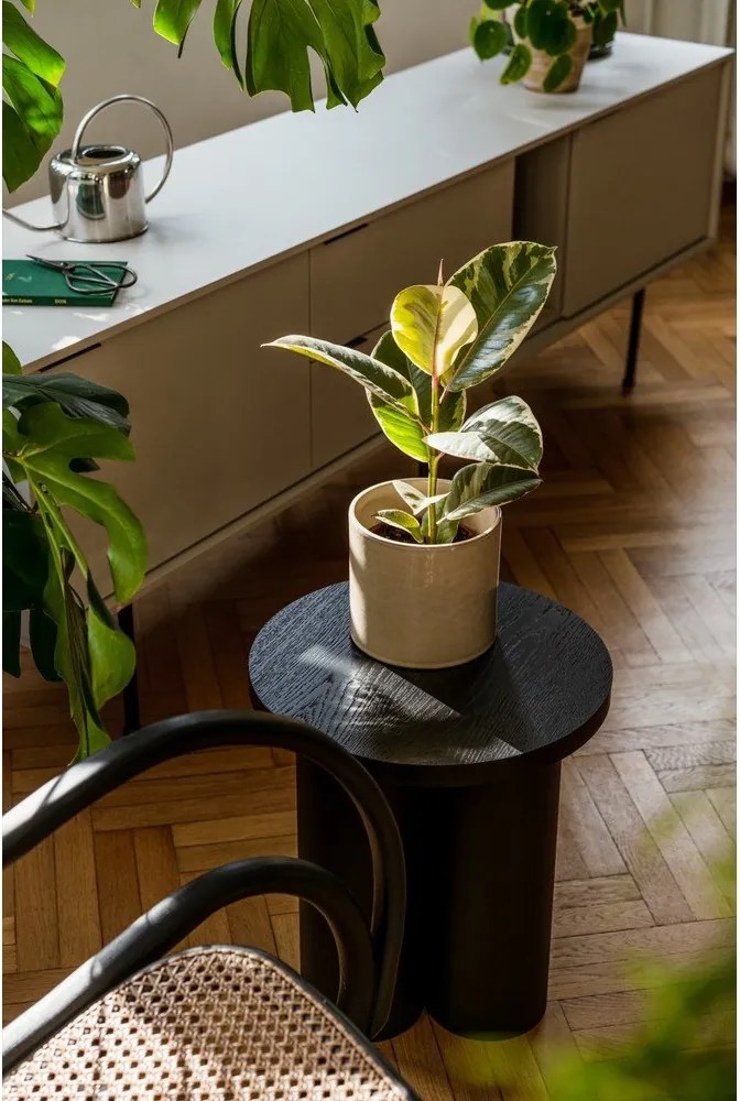 Čierna stolička Oly – noo.ma