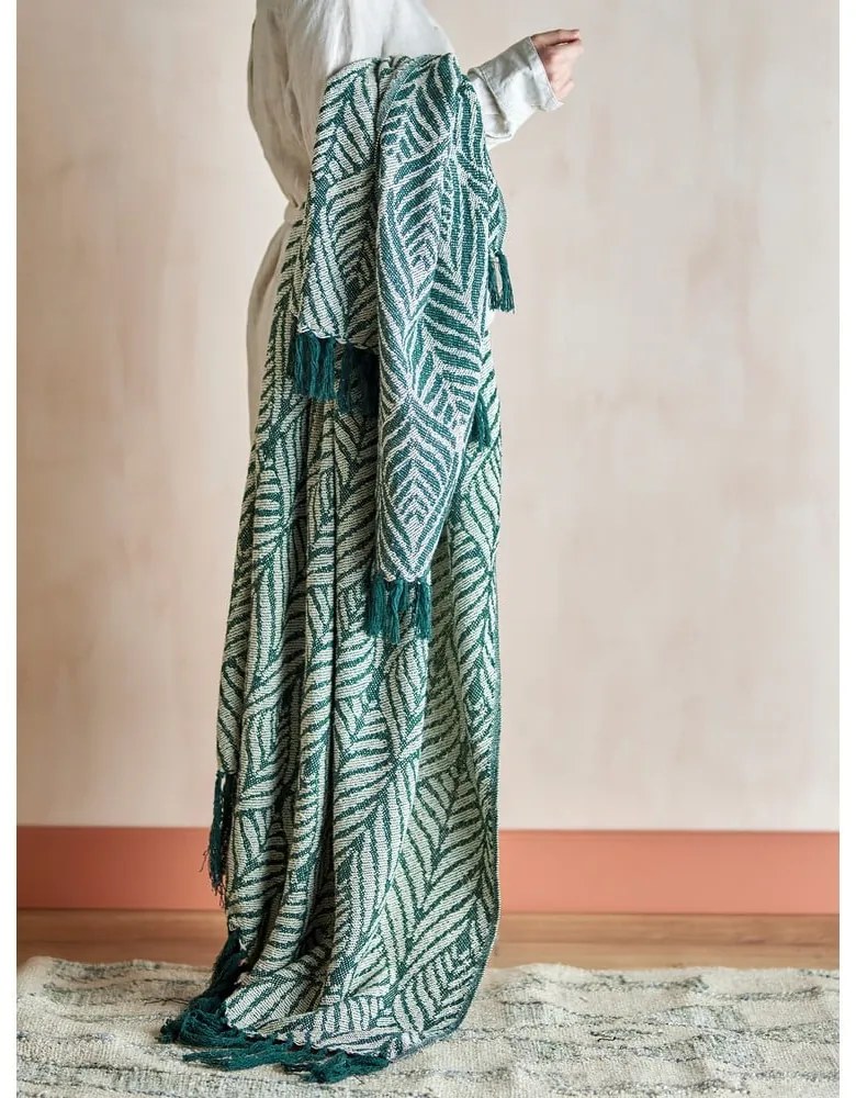 Zelená/béžová deka z recyklovanej bavlny 130x160 cm Ugento – Bloomingville