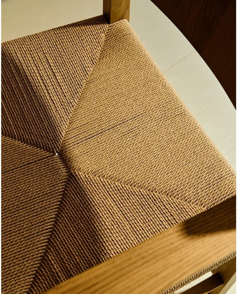 Jedálenské kreslo s podrúčkami z dubového dreva v prírodnej farbe Idun – Kave Home