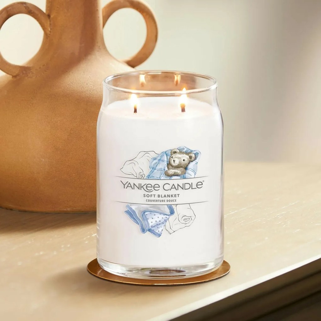 Yankee Candle Signature Soft Blanket Veľká vonnásviečka, 567 g, L