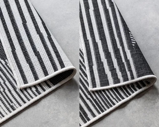 Obojstranný koberec Elle Decoration GEMINI Rhombus čierny