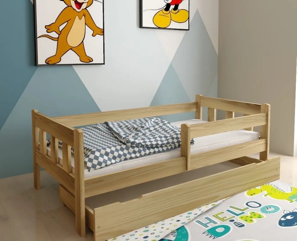 Detská posteľ MAJA z masívu borovice - 200x90 cm - prírodná