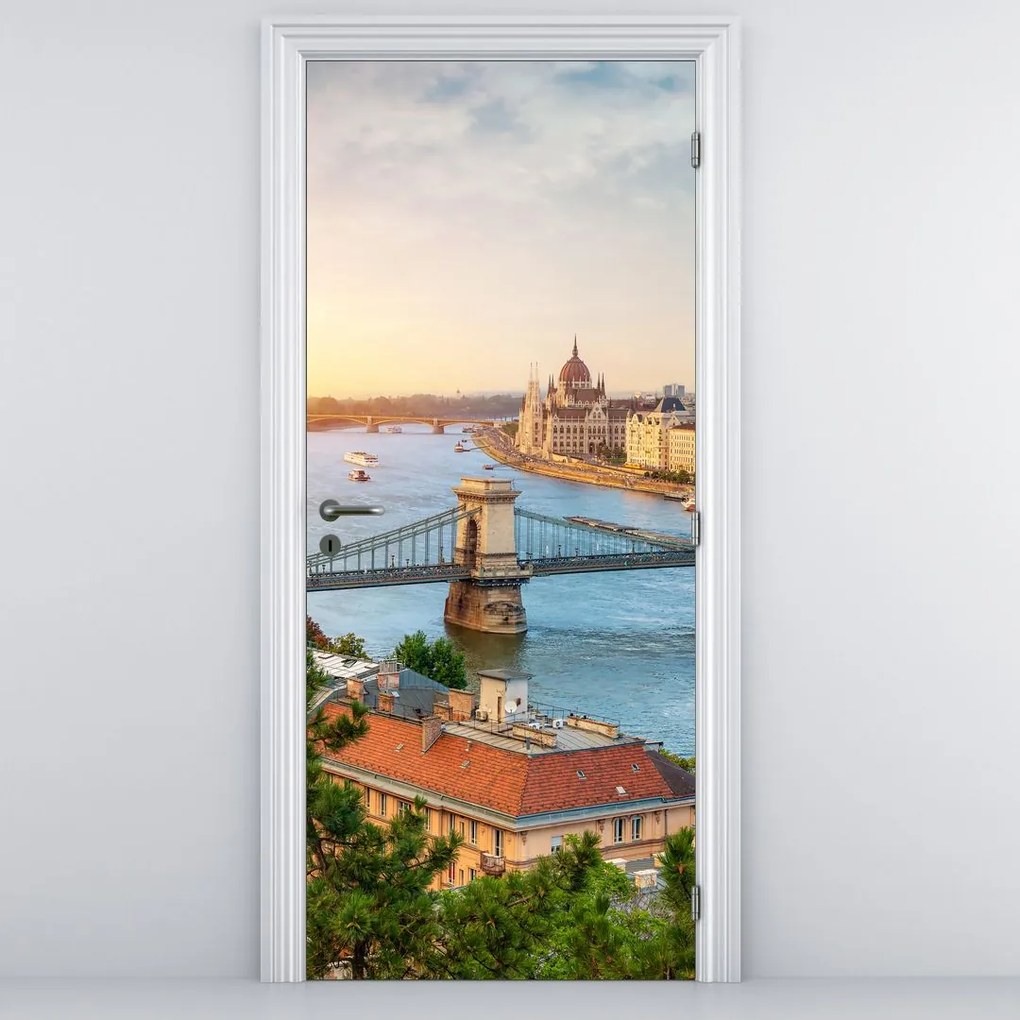 Fototapeta na dvere - Mesto Budapešť s riekou (95x205cm)