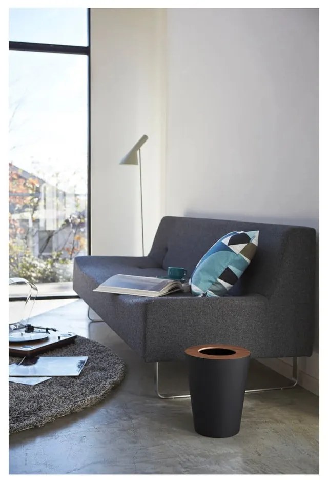 Čierny odpadkový kôš YAMAZAKI Rin Round