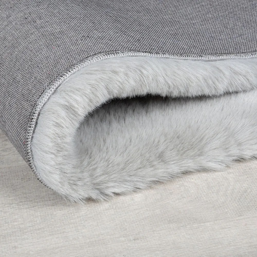 Svetlosivá syntetická kožušina 120x170 cm Ivy Luxury Fur – Flair Rugs