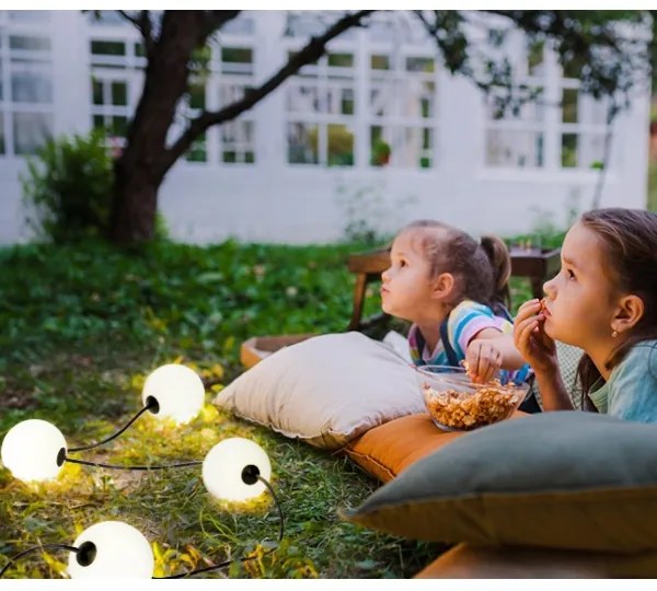 LED Vonkajšia dekoratívna reťaz 10xLED/0,8W/230V IP67 7,7 m